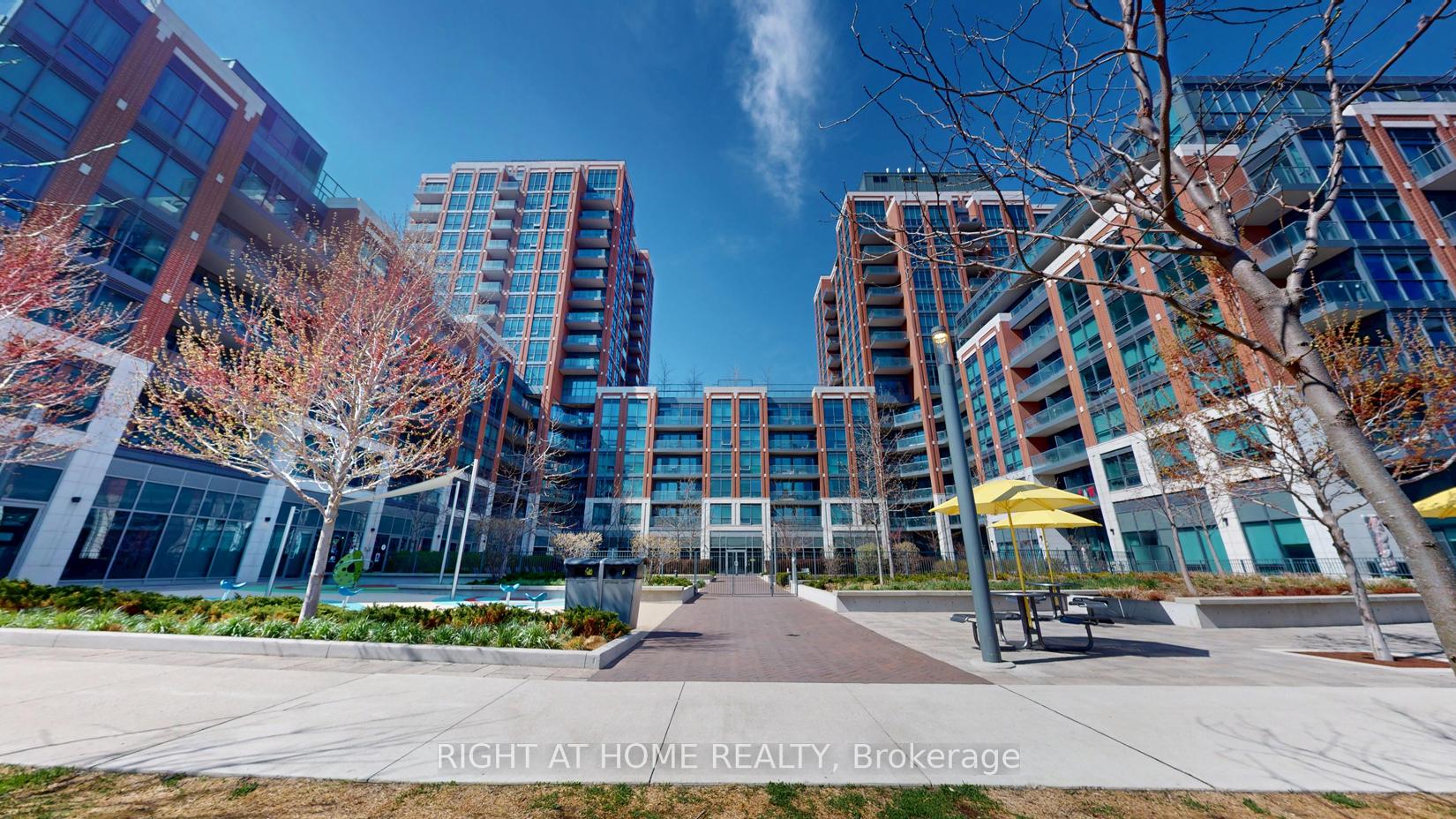 1 Bedroom Condo at 31 Tippet,  Toronto For sale