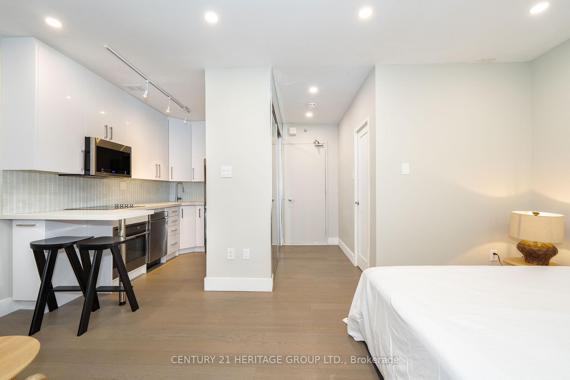Co-op at 78 Warren, Toronto For sale