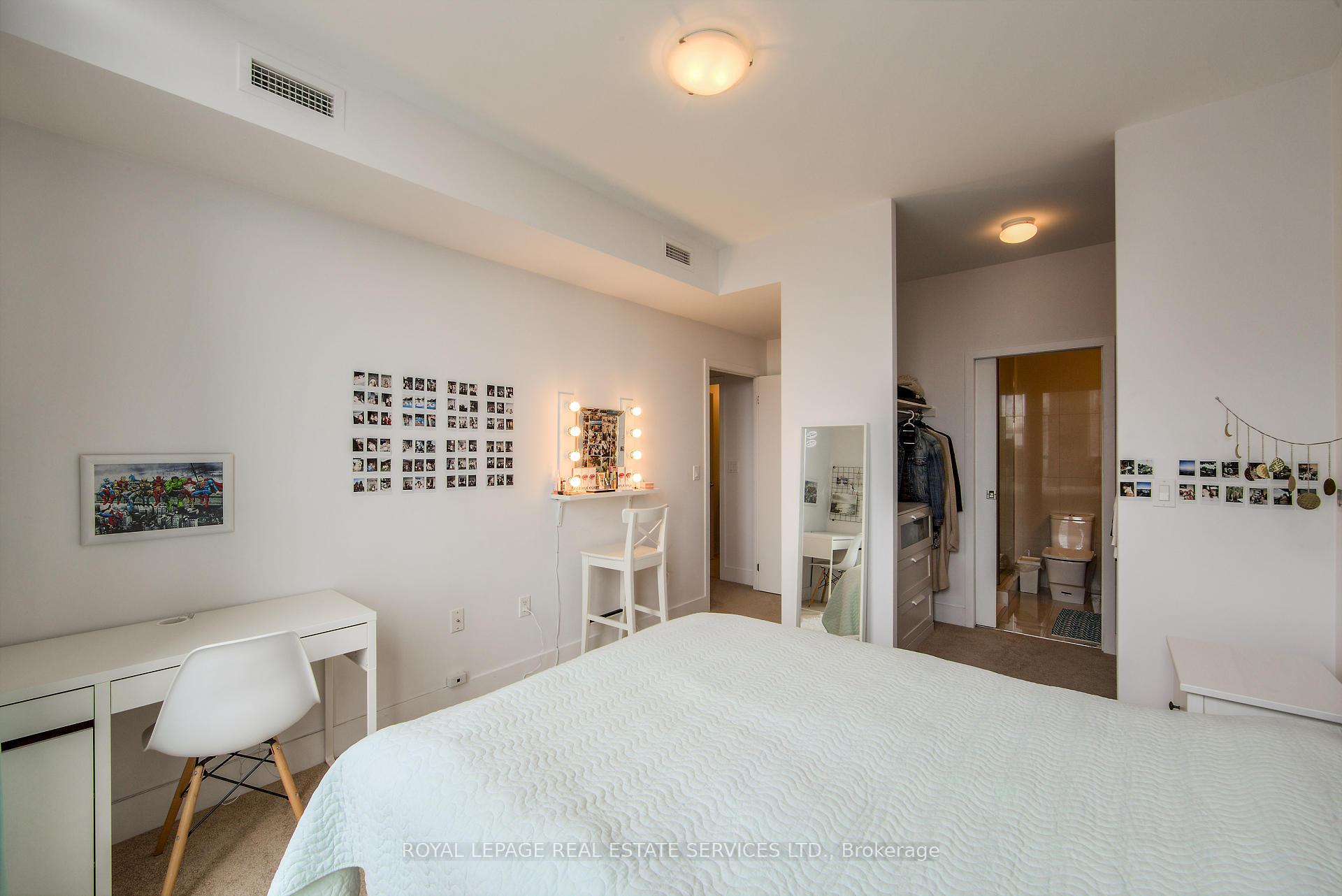 2 Bedrooms Condo at 323 Kingston, Toronto For sale