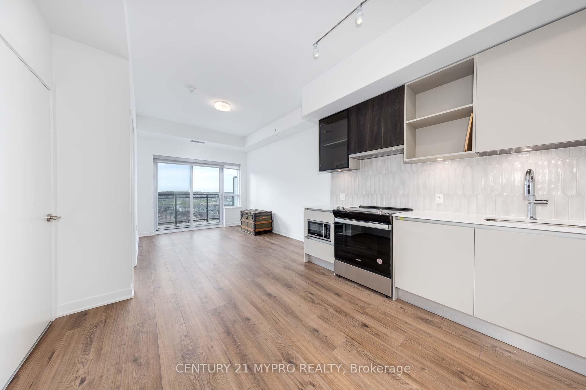 1 Bedroom Condo at 395 Dundas,  Oakville For sale