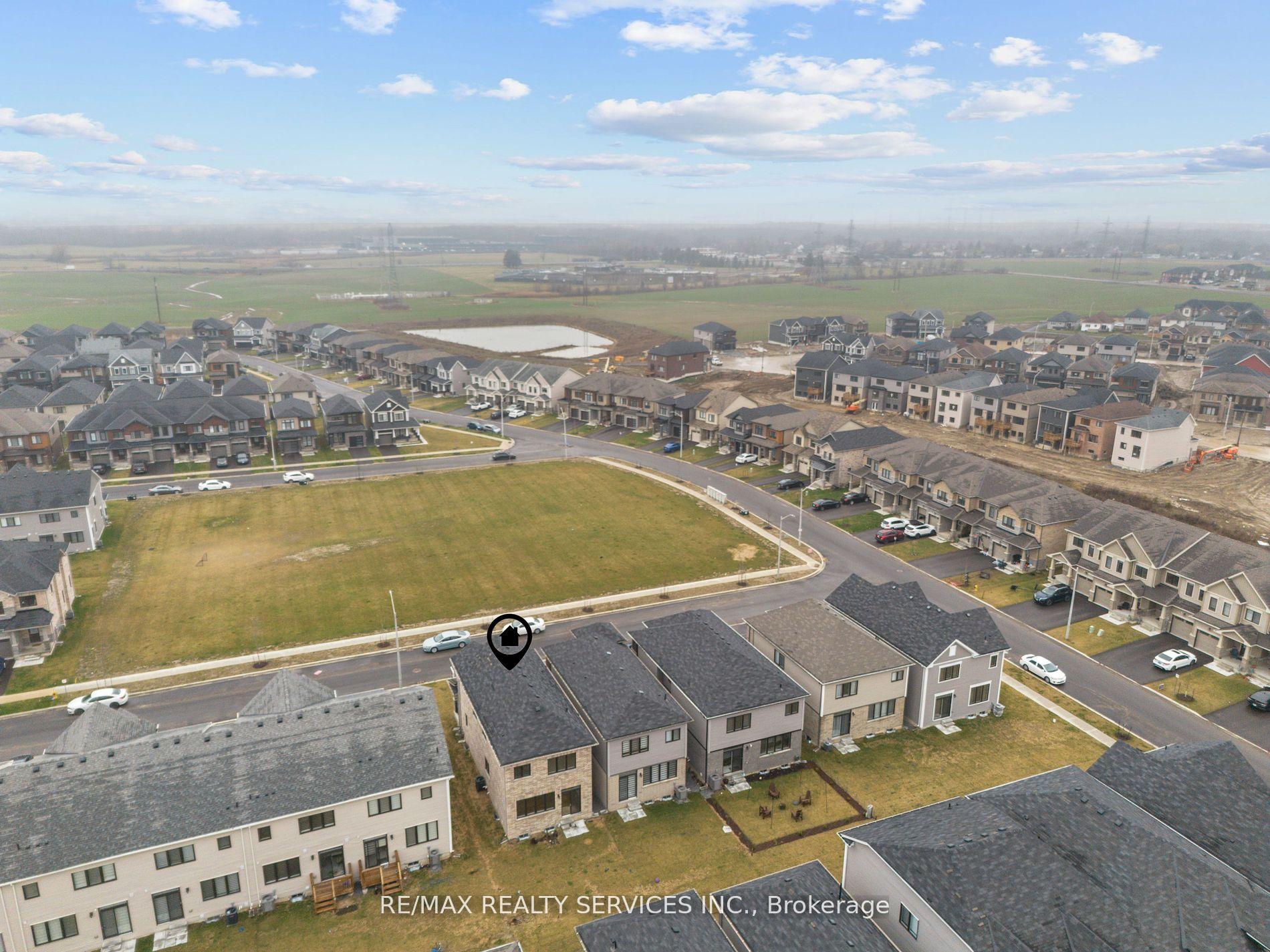 16 Concord Drive, Thorold, ON L2V 0K9