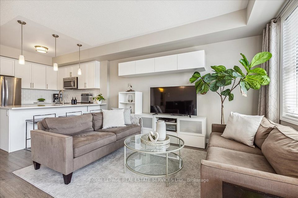 Property at #304 - 269 Georgian Drive Drive, Oakville, ON L6H 0L1