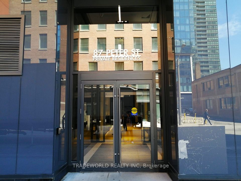 87 Peter Street