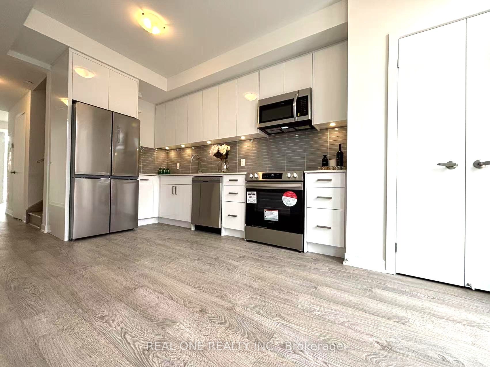 18 Turtle Island Road, #32