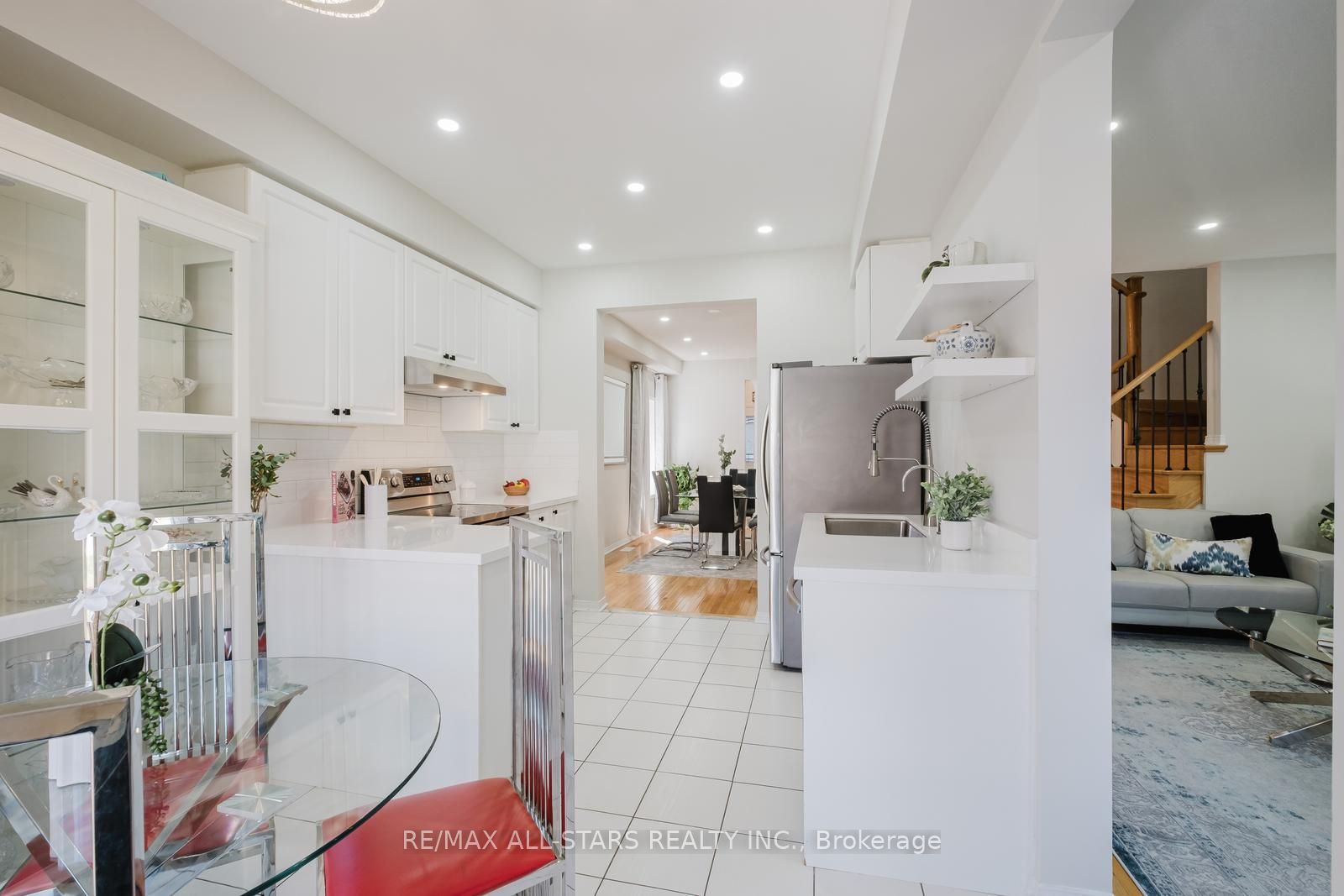 19 Coronet Street, Whitchurch-Stouffville, ON L4A 0X8