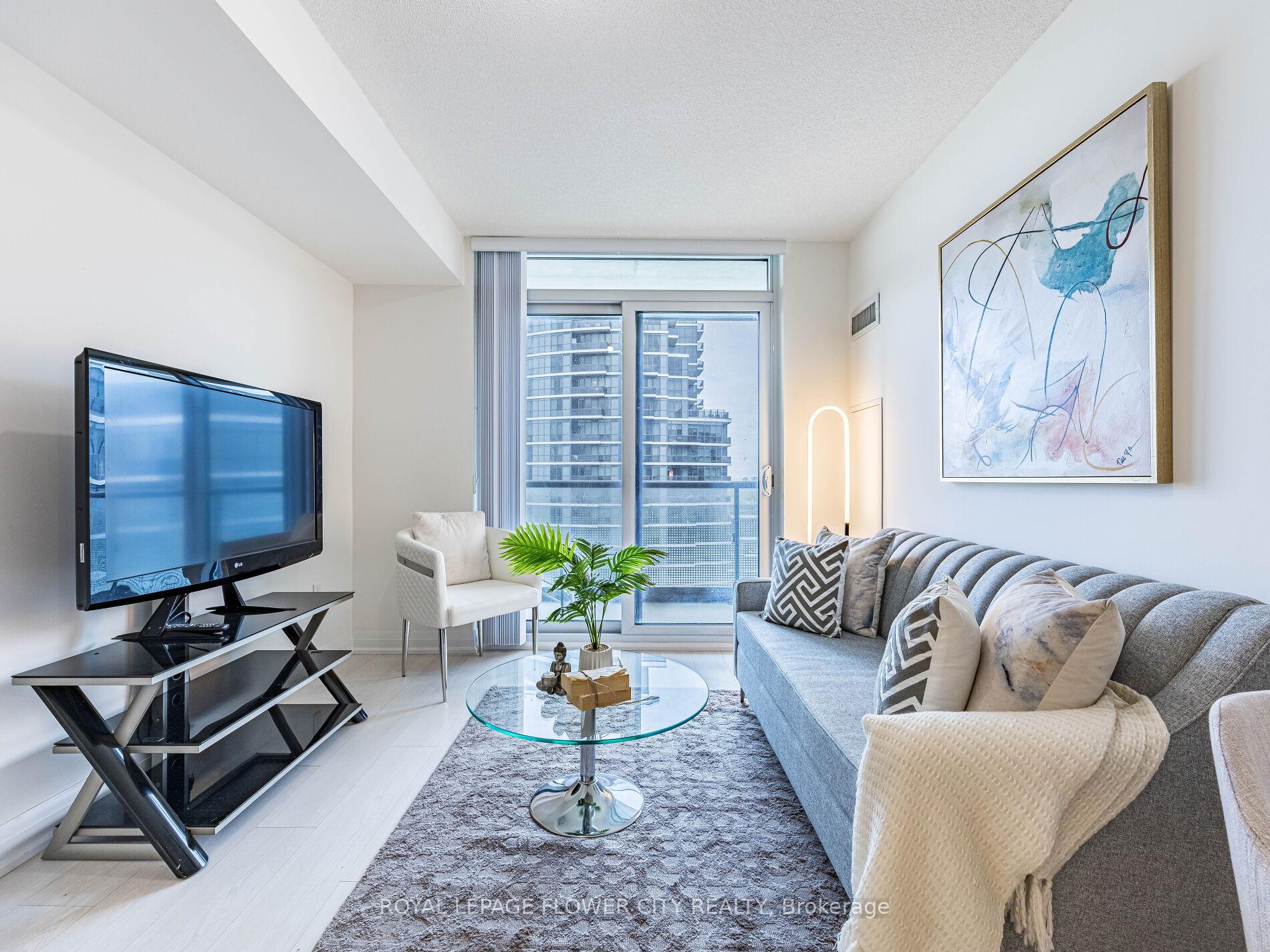1 Bedroom Condo at 30 Gibbs, Toronto For sale