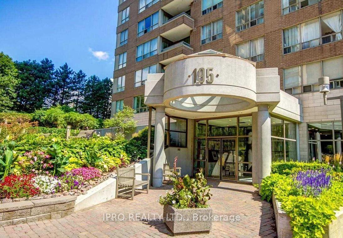 2 Bedrooms Condo at 195 WYNFORD, Toronto For sale