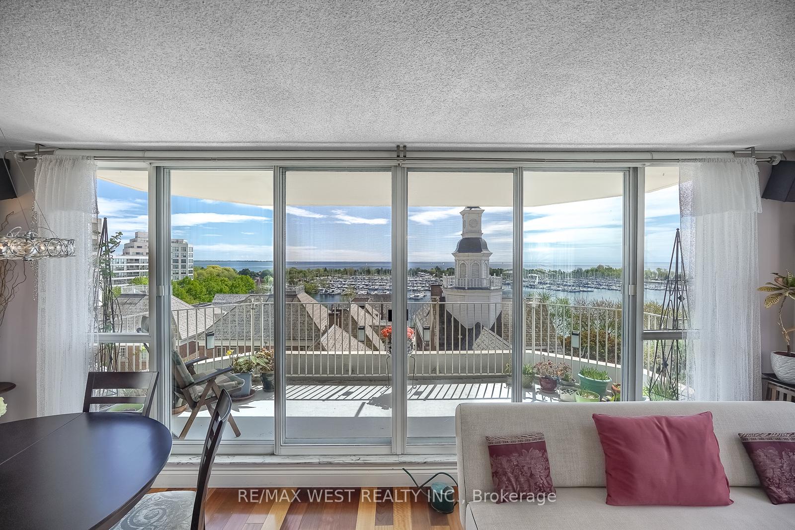 3 Bedrooms Condo at 2285 Lake Shore, Toronto For sale