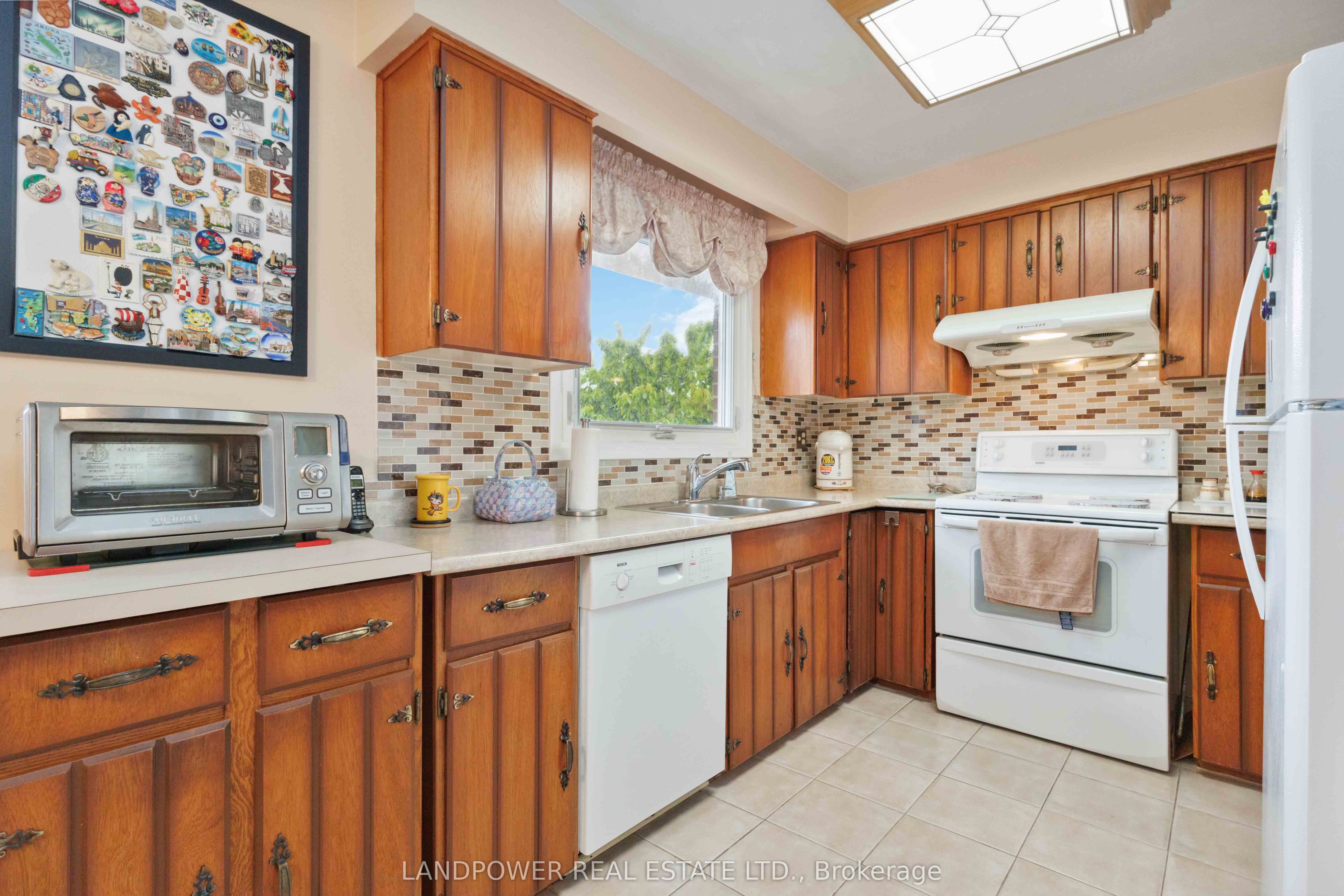 851 Huntingwood Drive