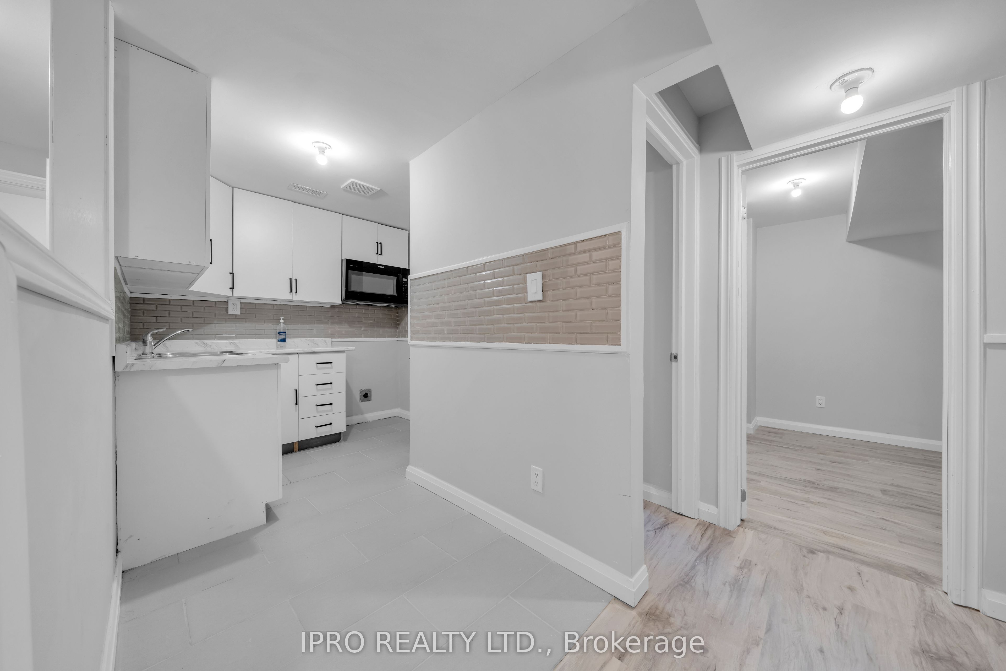 7878 SEABISCUIT Drive