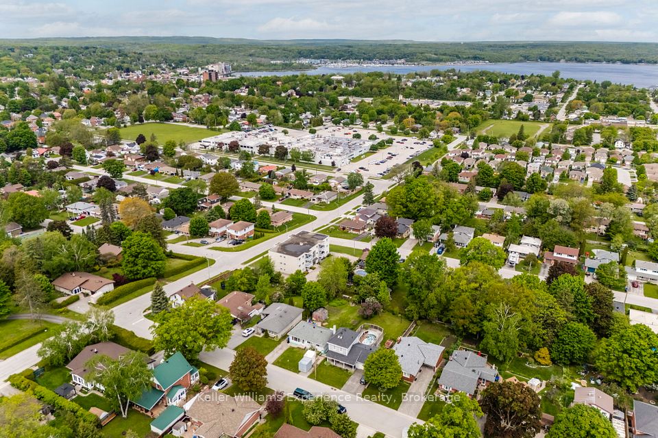 258 Ruby Street, Midland, ON L4R 2L4
