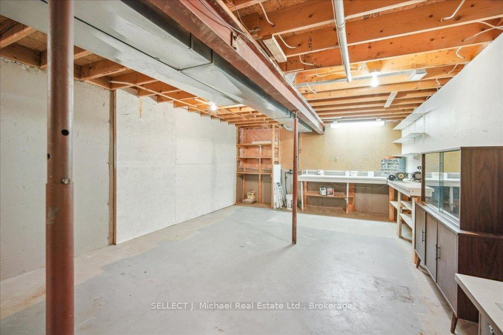 3 Bedrooms Condo at 213 Nash, Hamilton For sale