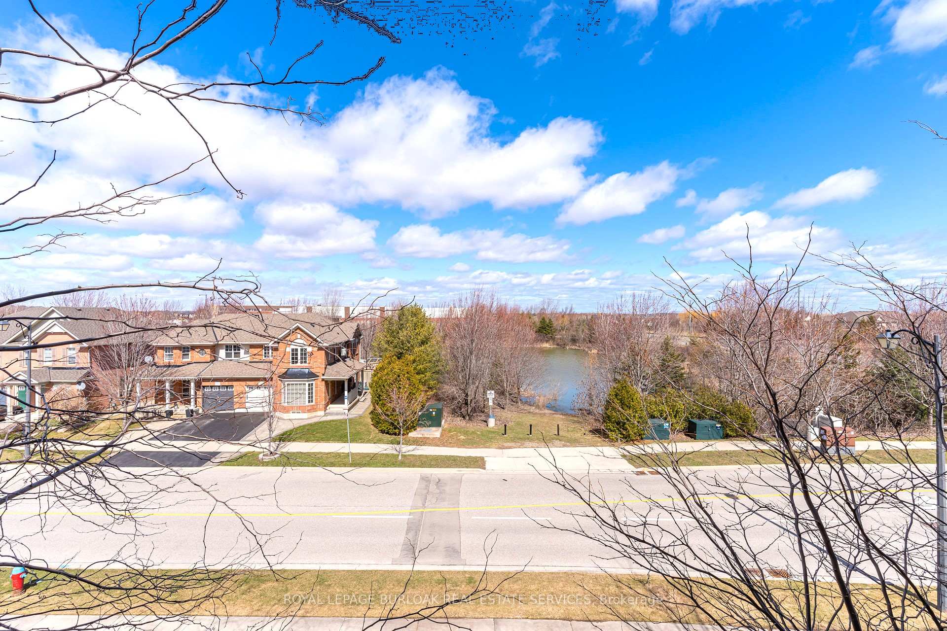 1 Bedroom Condo at 3060 Rotary,  Burlington For sale