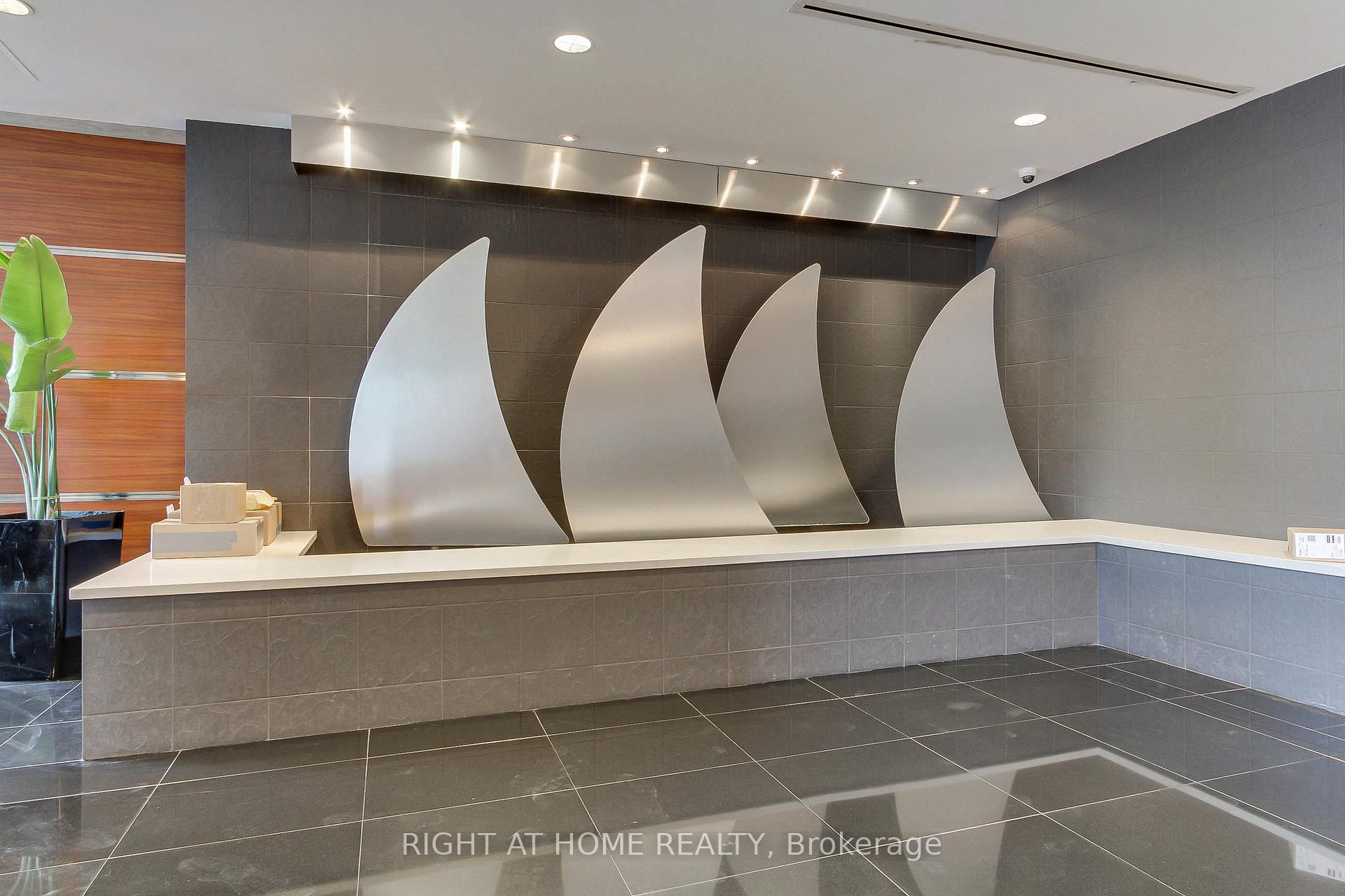 1 Bedroom Condo at 77 Harbour, Toronto For sale