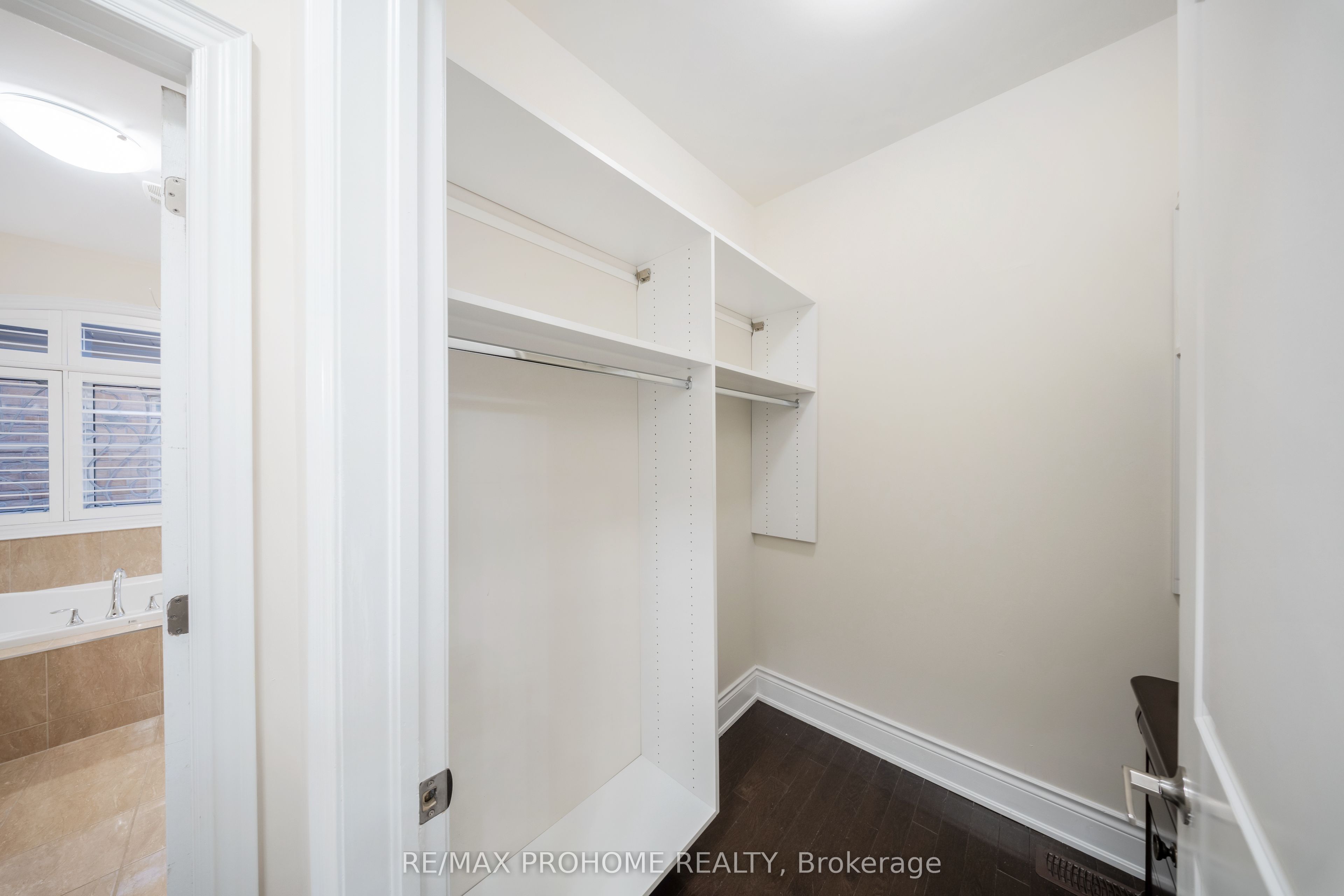 48 Silver Sterling Crescent