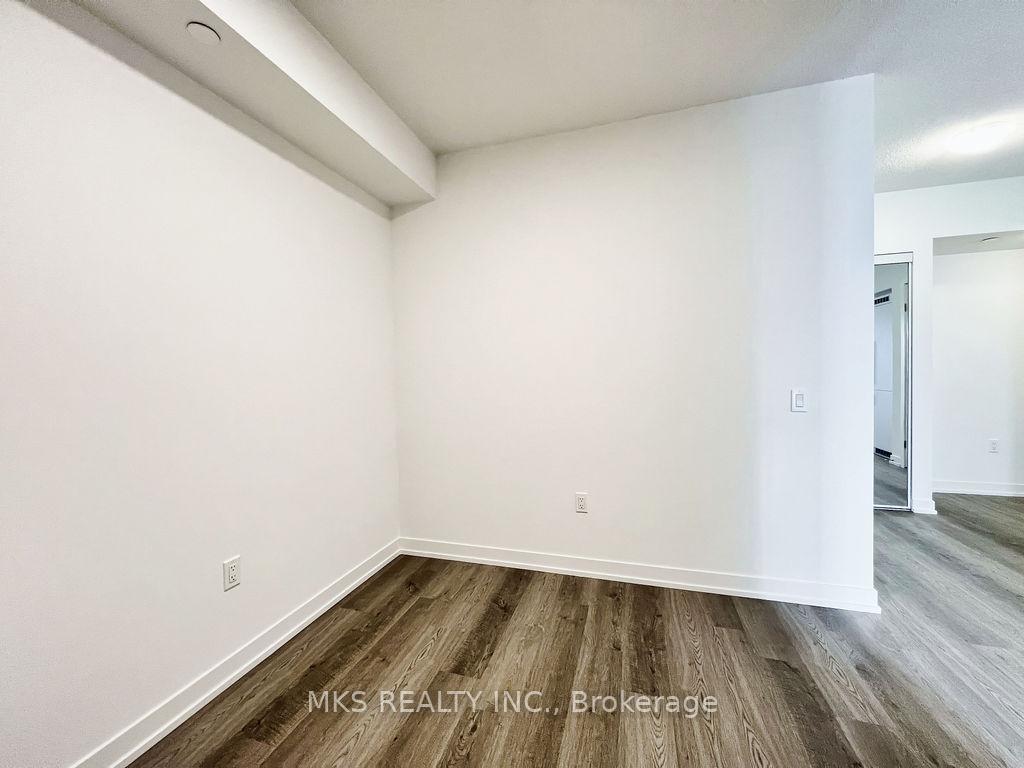 2 Bedrooms Condo at 55 Cooper,  Toronto For sale