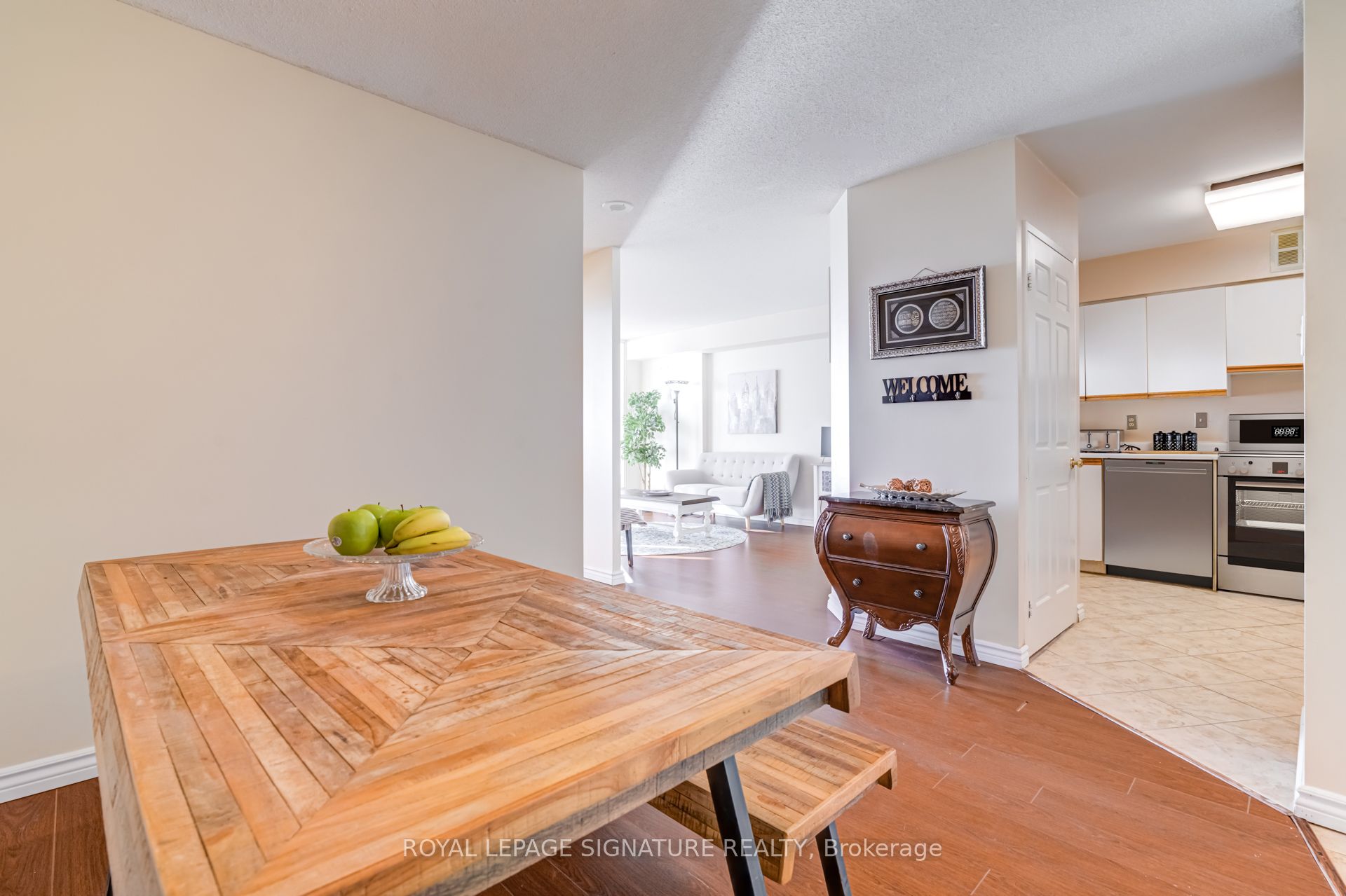 26 Hanover Road, #904