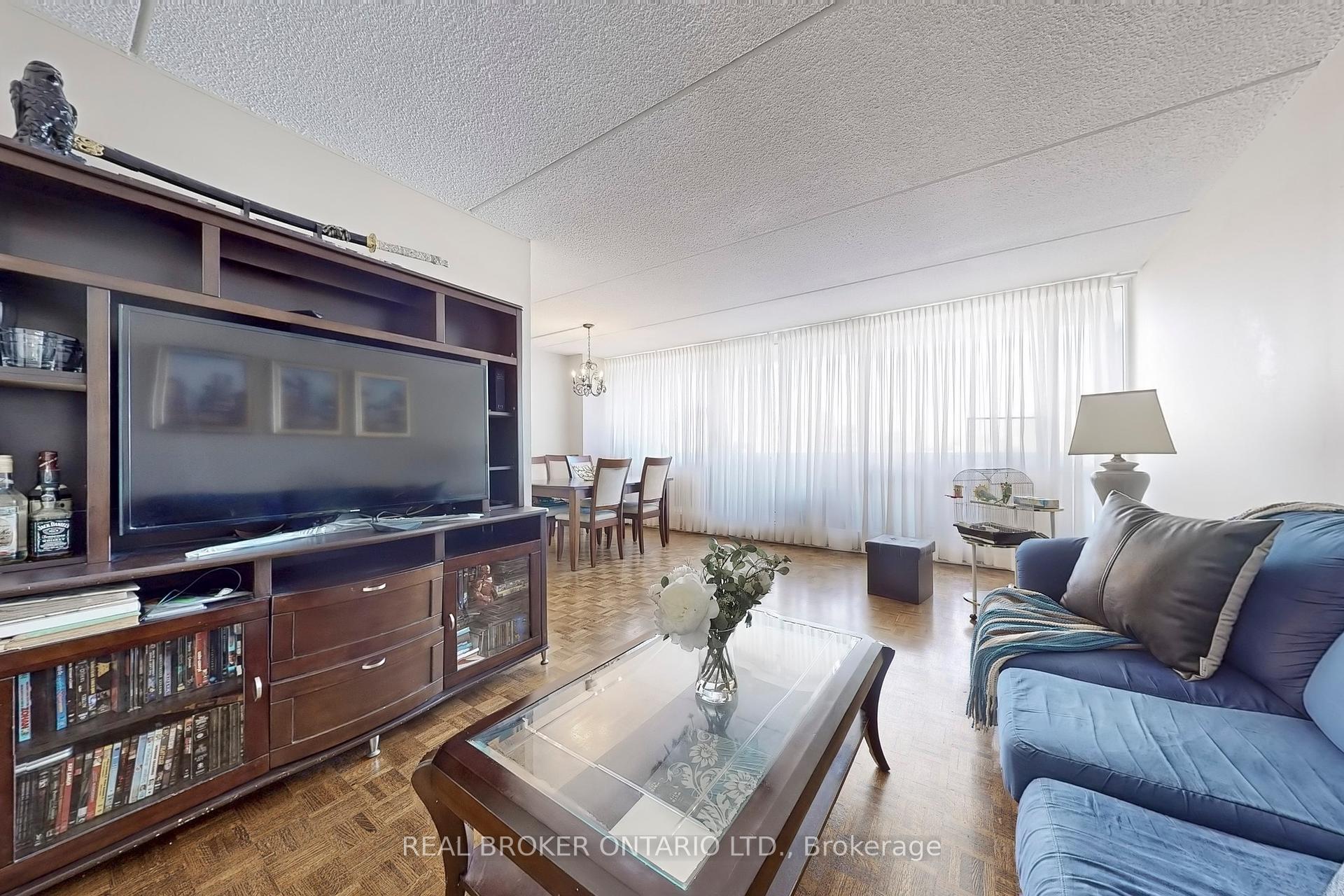 1 Bedroom Condo at 2 GLAMORGAN, Toronto For sale