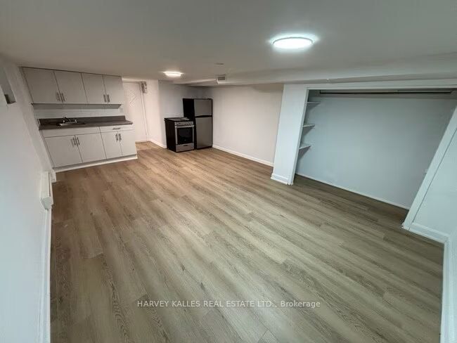 1215 Bathurst Street 3