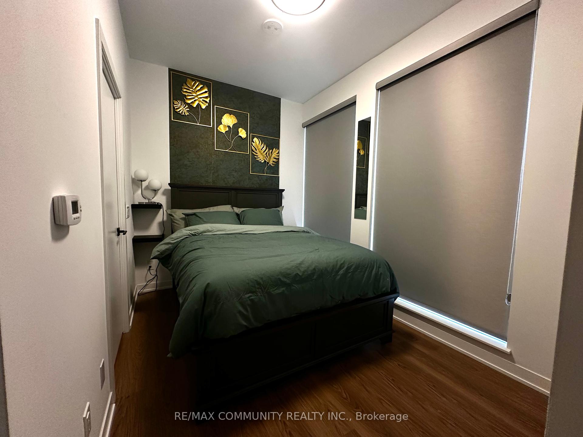 2 Bedrooms Condo at 319 Jarvis,  Toronto For sale