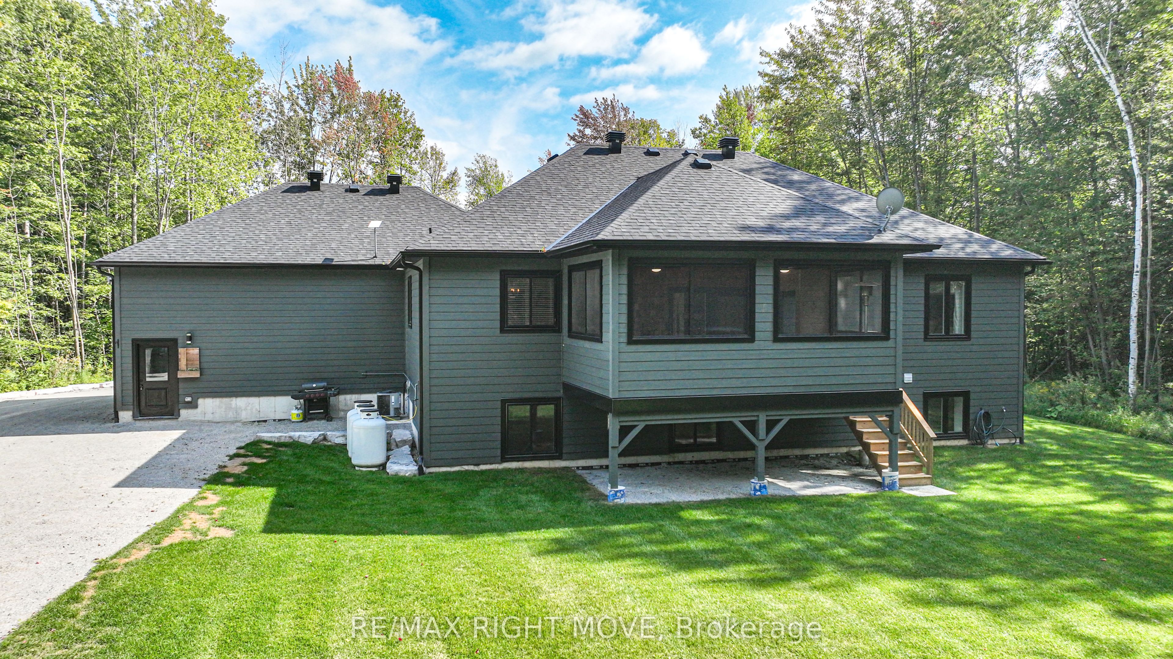 2272 Monck Road, Ramara, ON L3V 0P6