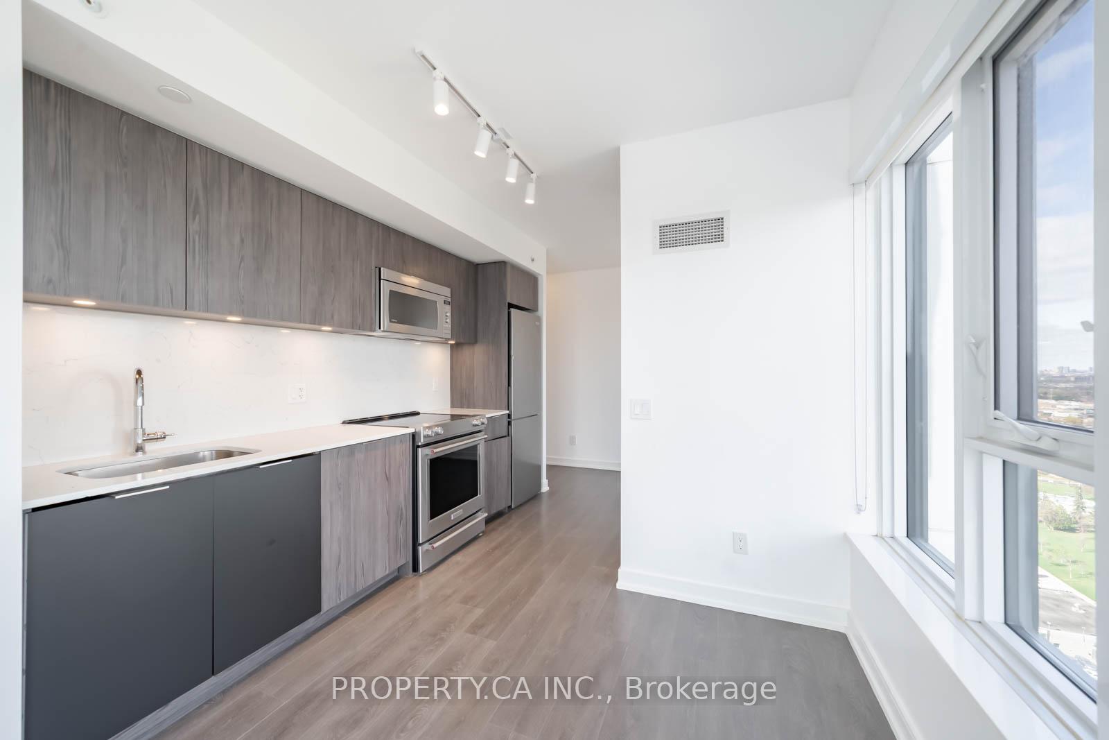 2 Bedrooms Condo at 30 Samuel Wood,  Toronto For sale