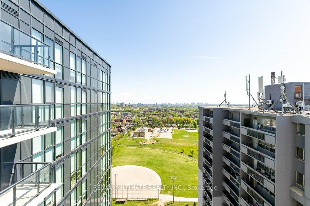 2 Bedrooms Condo at 1461 Lawrence, Toronto For sale
