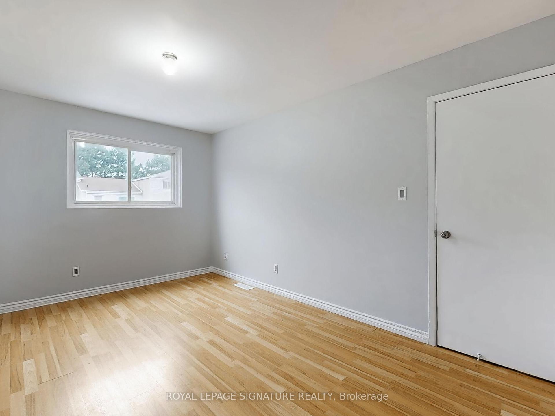 4 Bedrooms Condo at 400 Mississauga Valley,  Mississauga For sale