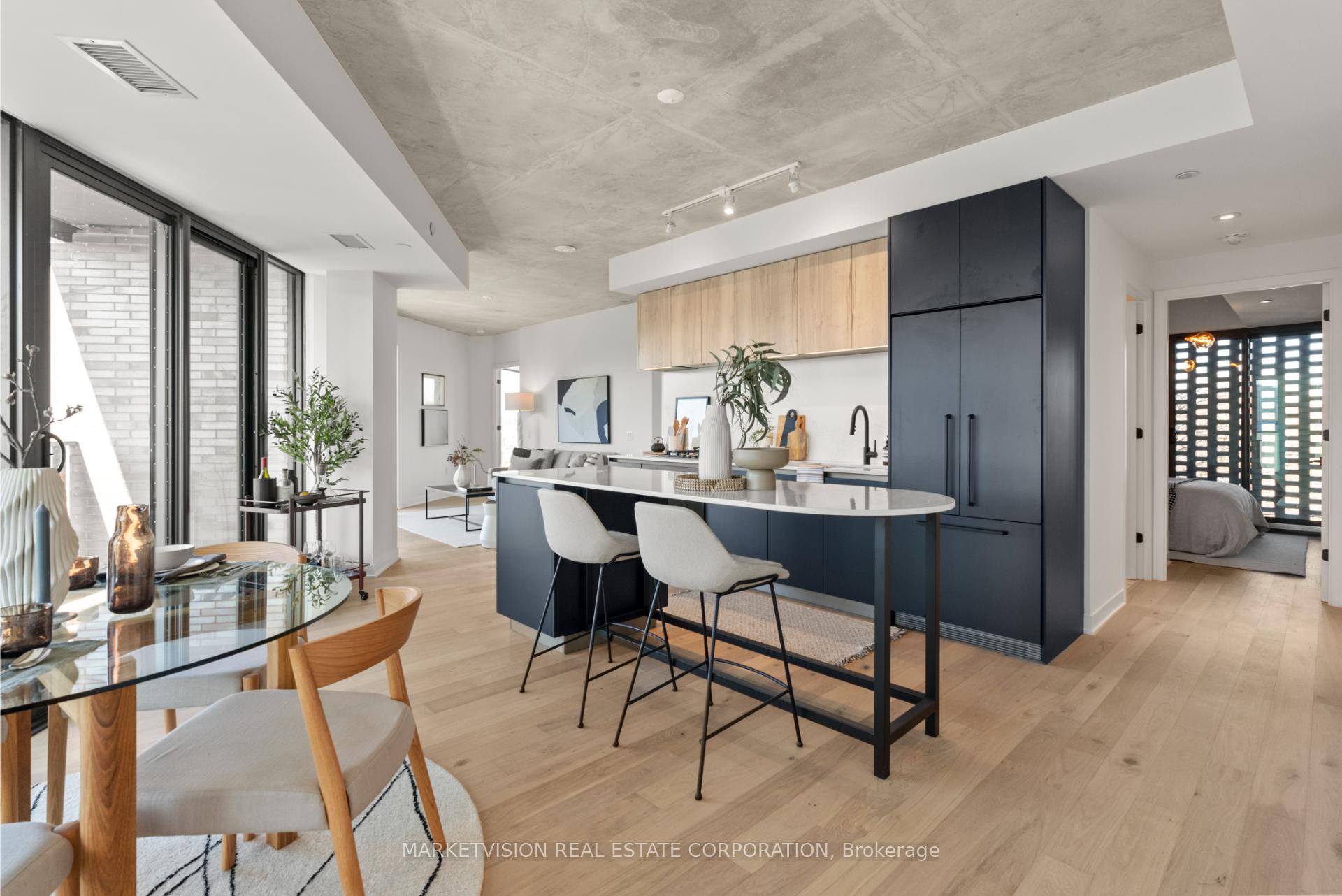 4 Bedrooms Condo at 2625 Dundas,  Toronto For sale
