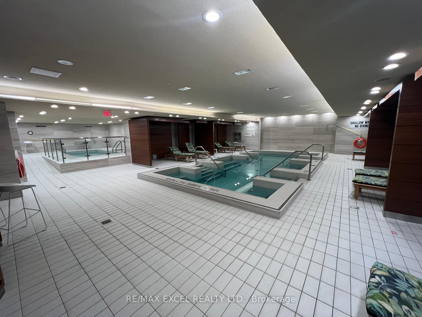 2 Bedrooms Condo at 29 Queens, Toronto For sale