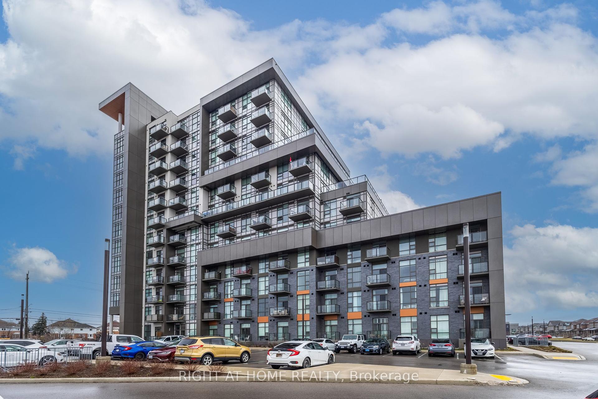 1 Bedroom Condo at 450 Dundas,  Hamilton For sale