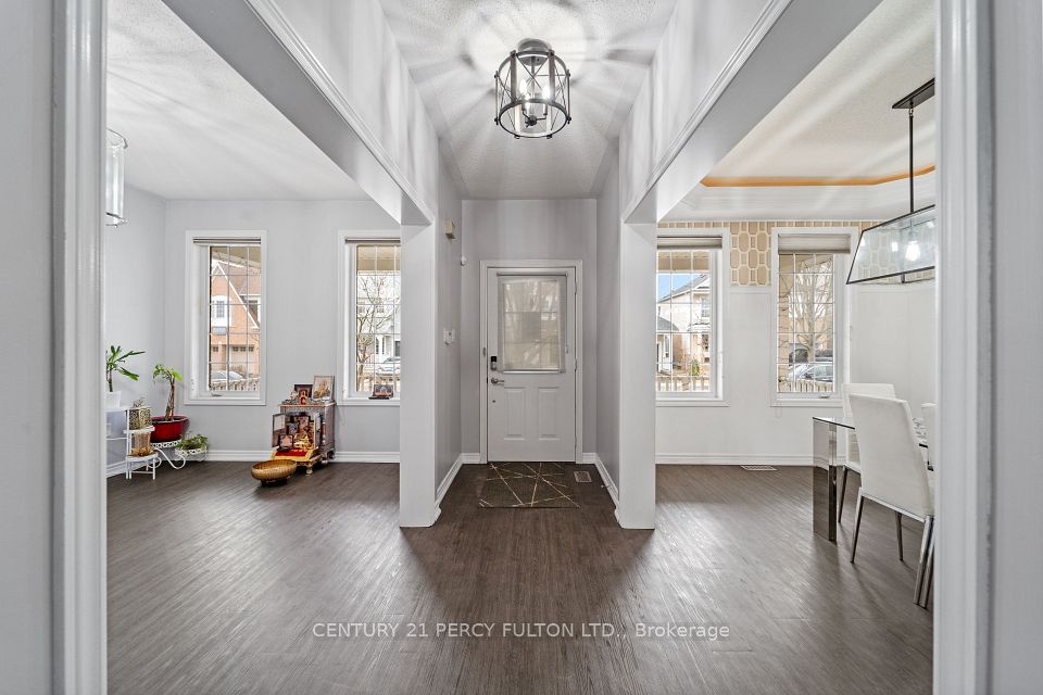 25 Kingham Avenue, Ajax, ON L1Z 1M9