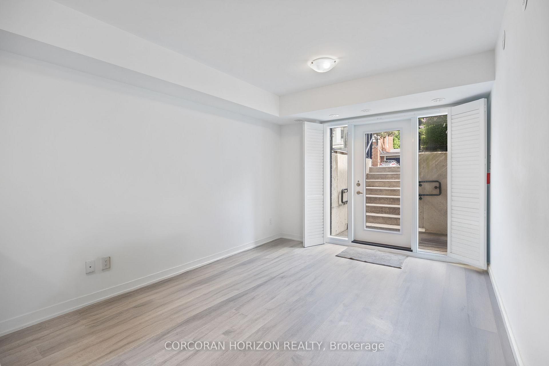 2 Bedrooms Condo at 8 Marquette, Toronto For sale