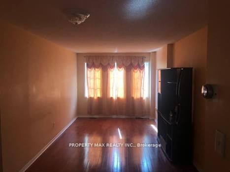 #13 - 23 Rivers Edge Drive, Toronto, ON M6M 5H8