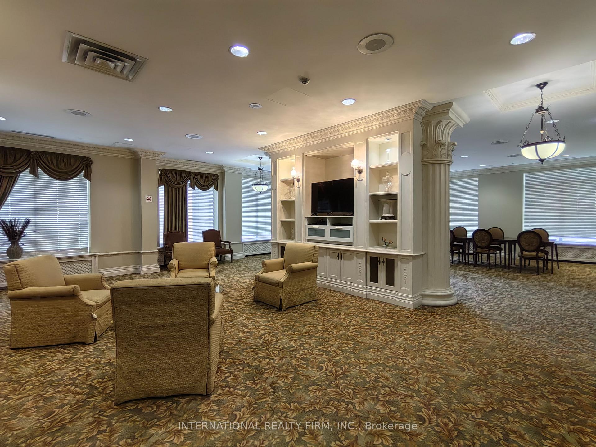 4 Bedrooms Condo at 880 Grandview, Toronto For sale