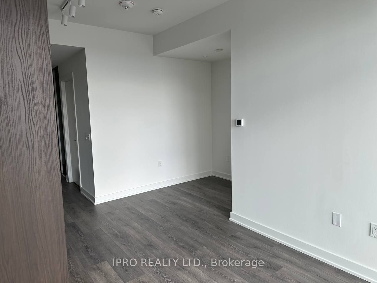 127 Broadway Avenue, #PH01
