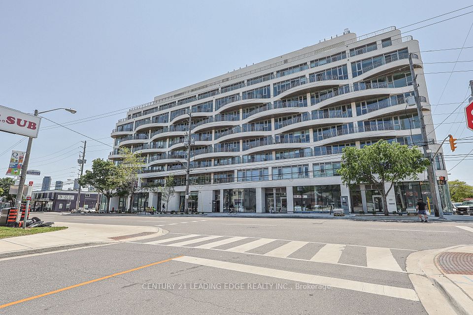 689 The Queensway