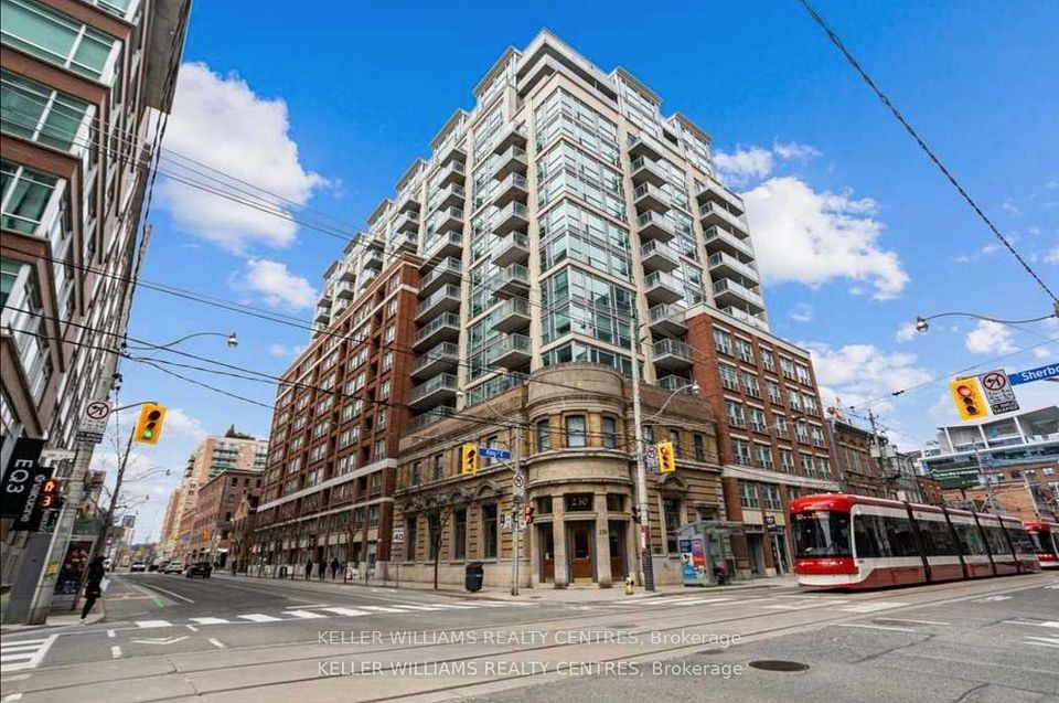 #522 - 230 King Street, Toronto, ON M5A 1K5