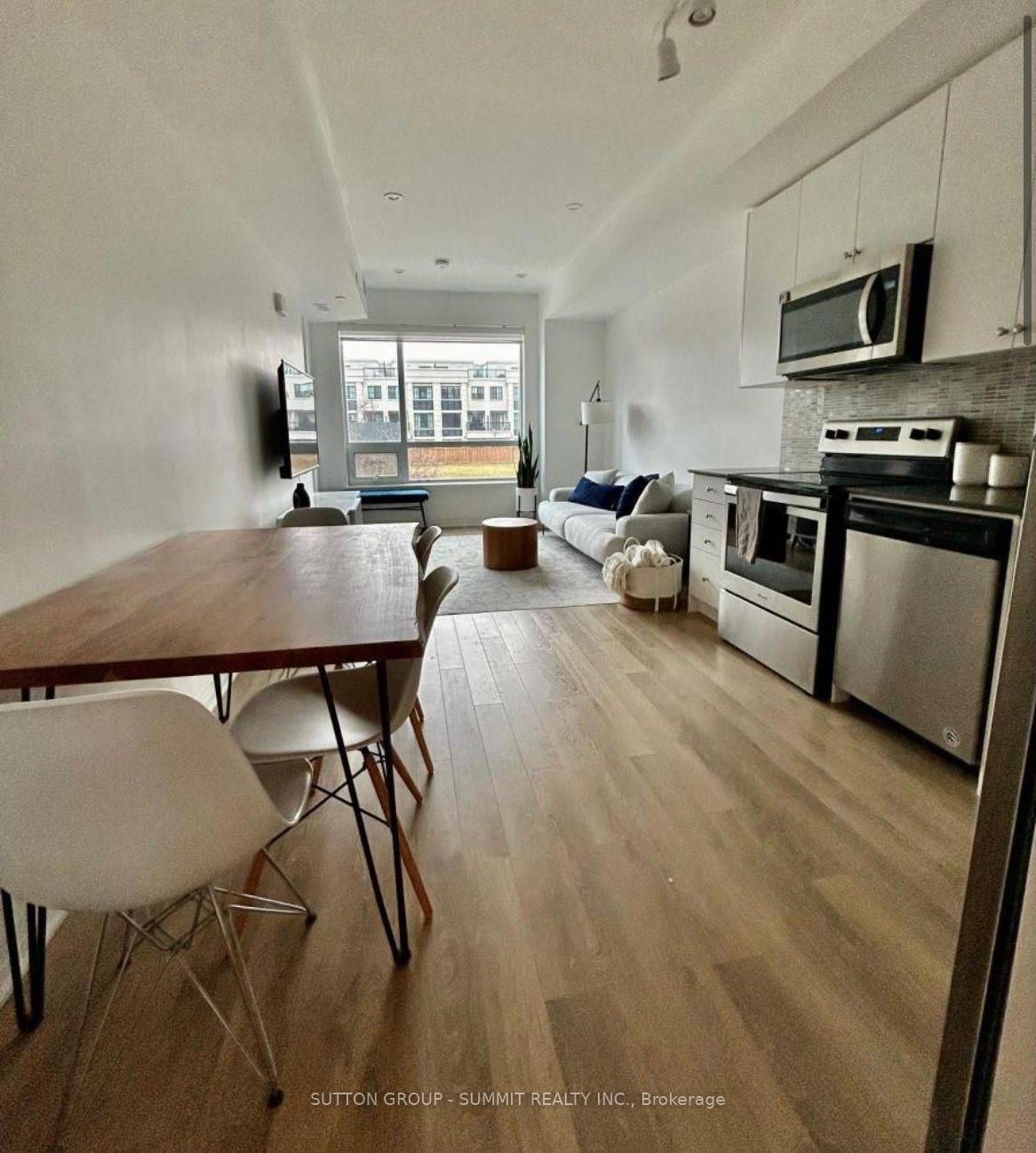 2 Bedrooms Condo at 650 Atwater,  Mississauga For sale