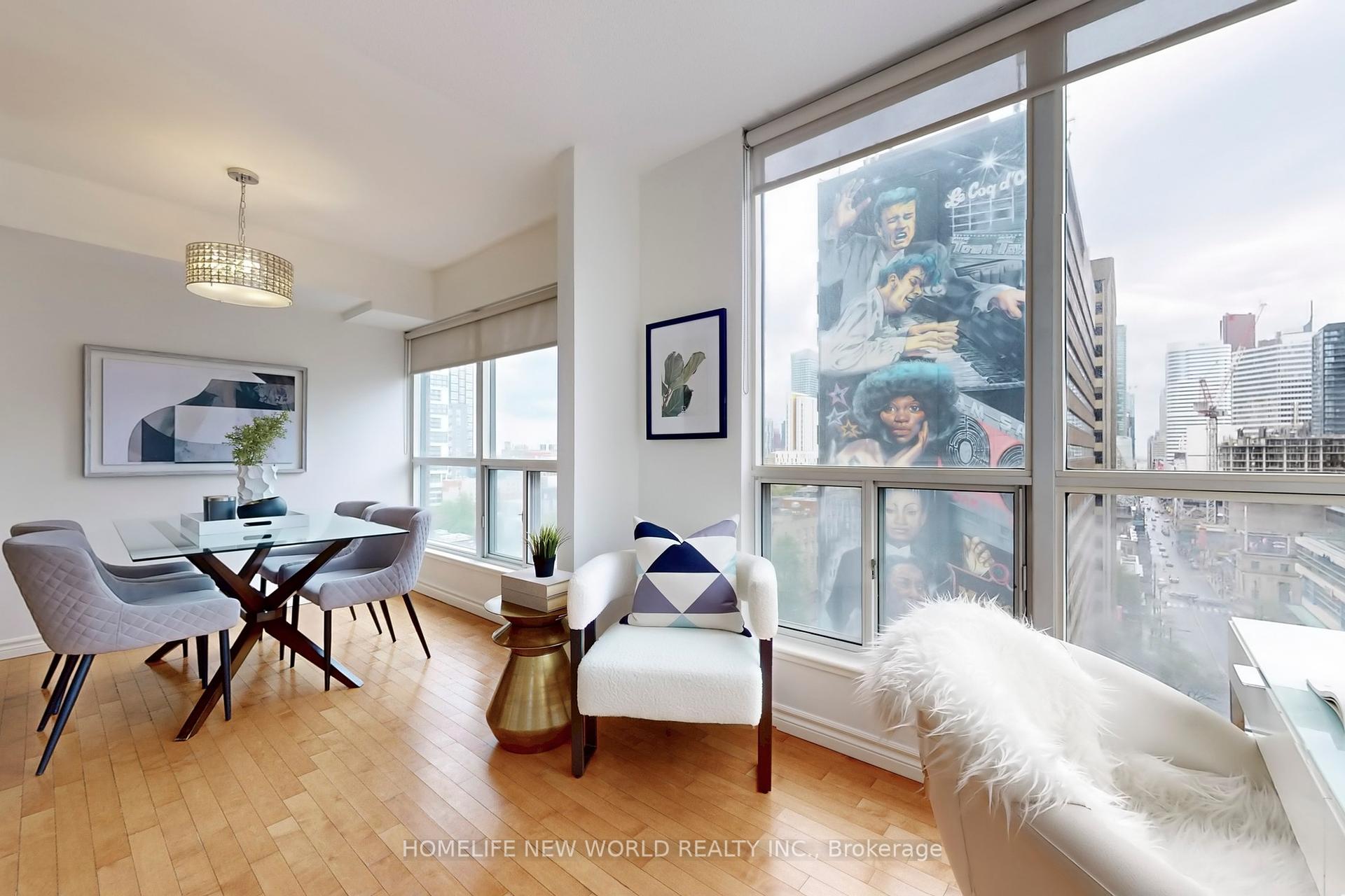 3 Bedrooms Condo at 7 Carlton, Toronto For sale