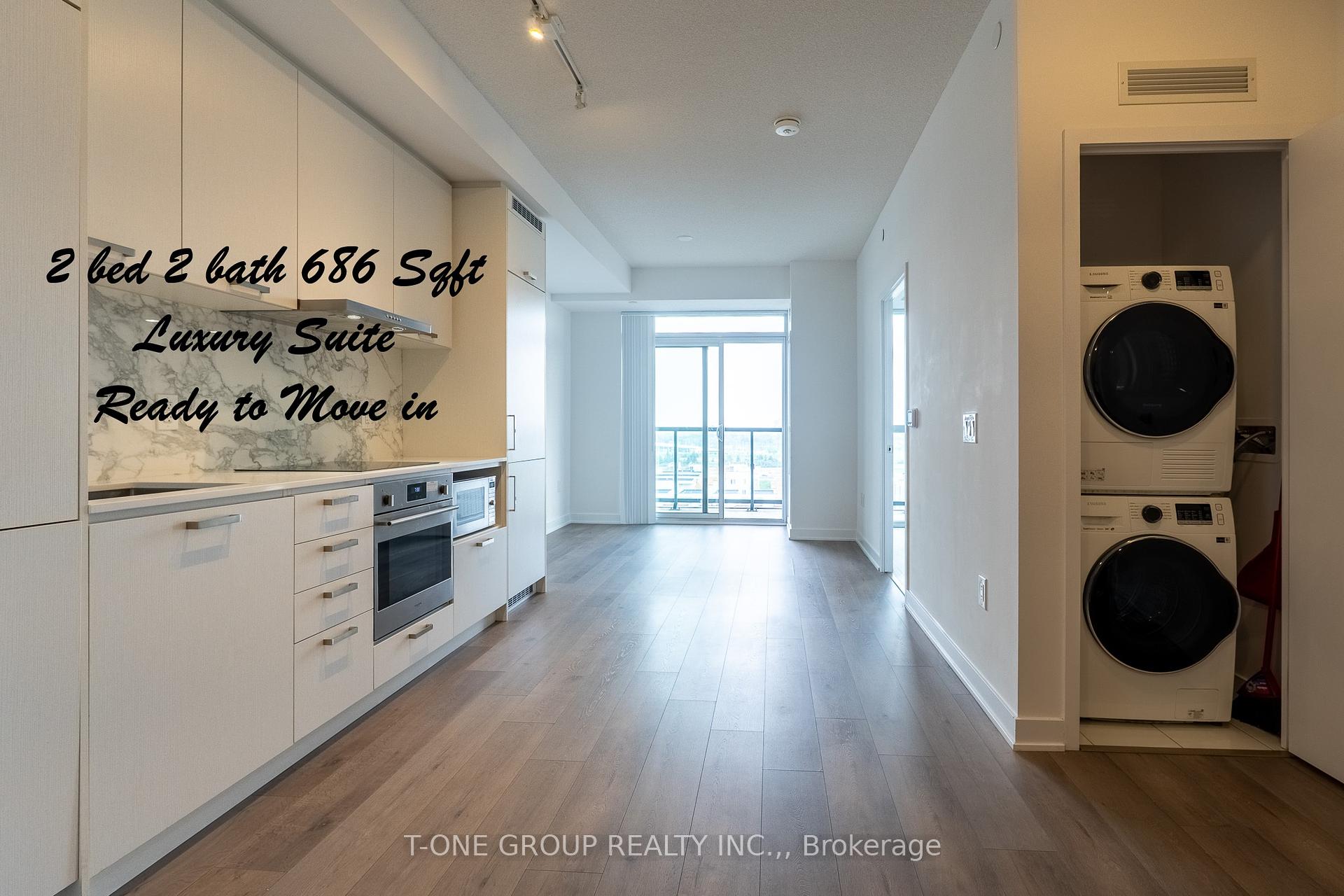 2 Bedrooms Condo at 10 Honeycrisp, Vaughan For sale