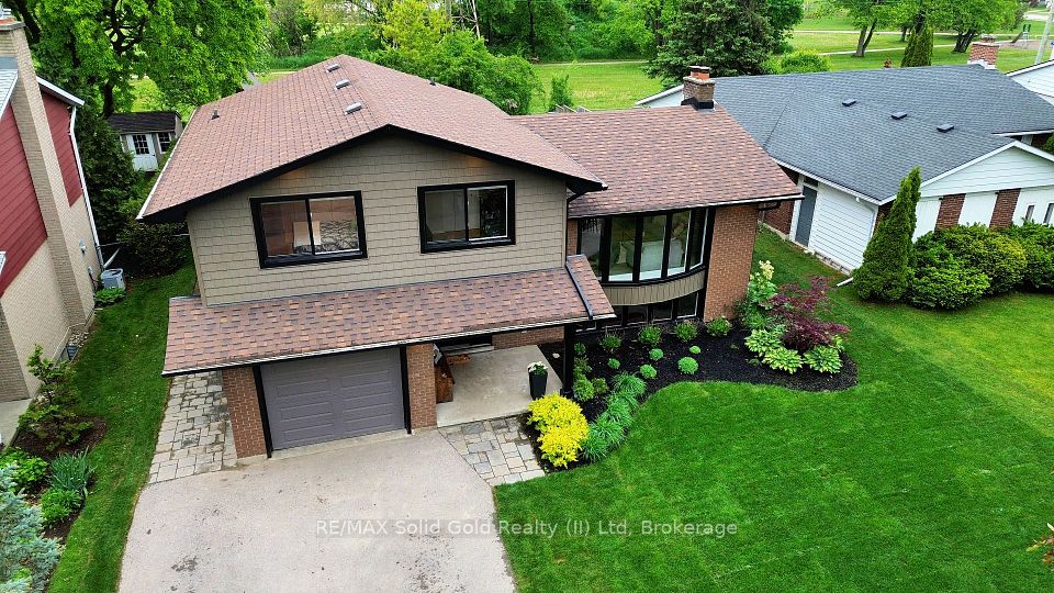 46 Askin Place