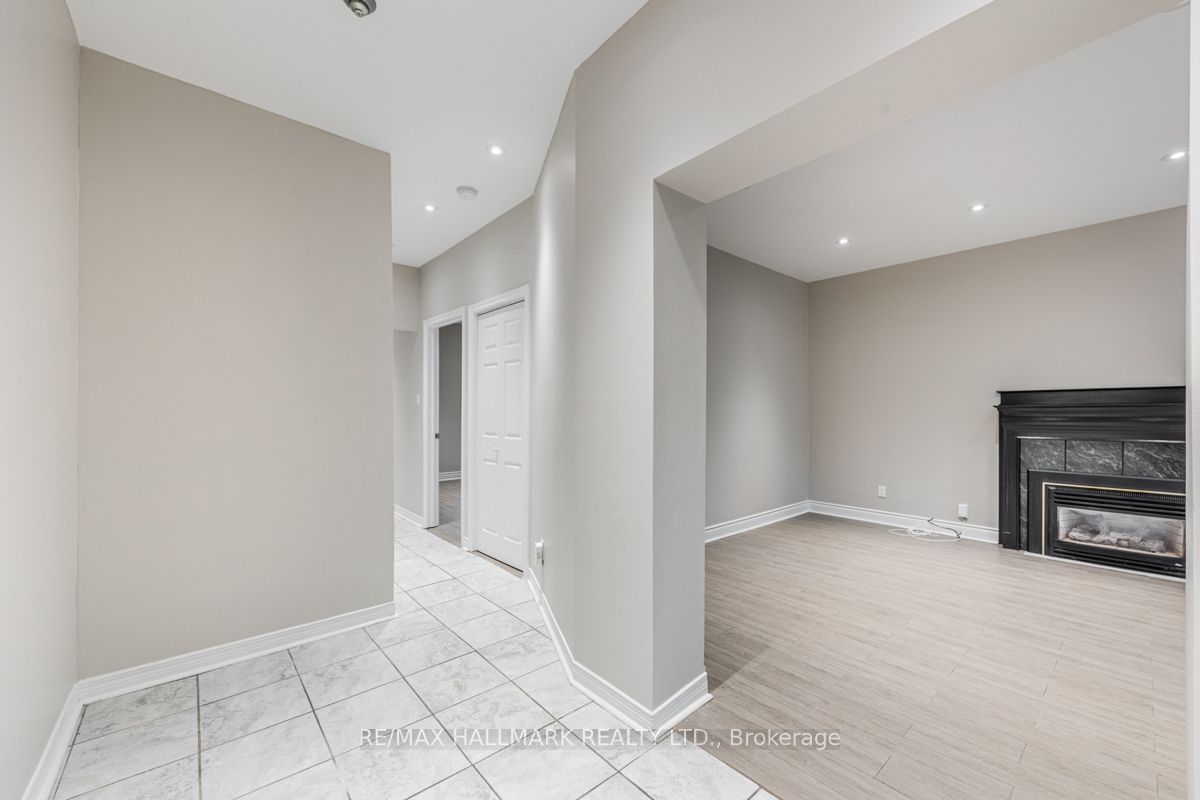 10 Biggar Avenue, #MAIN