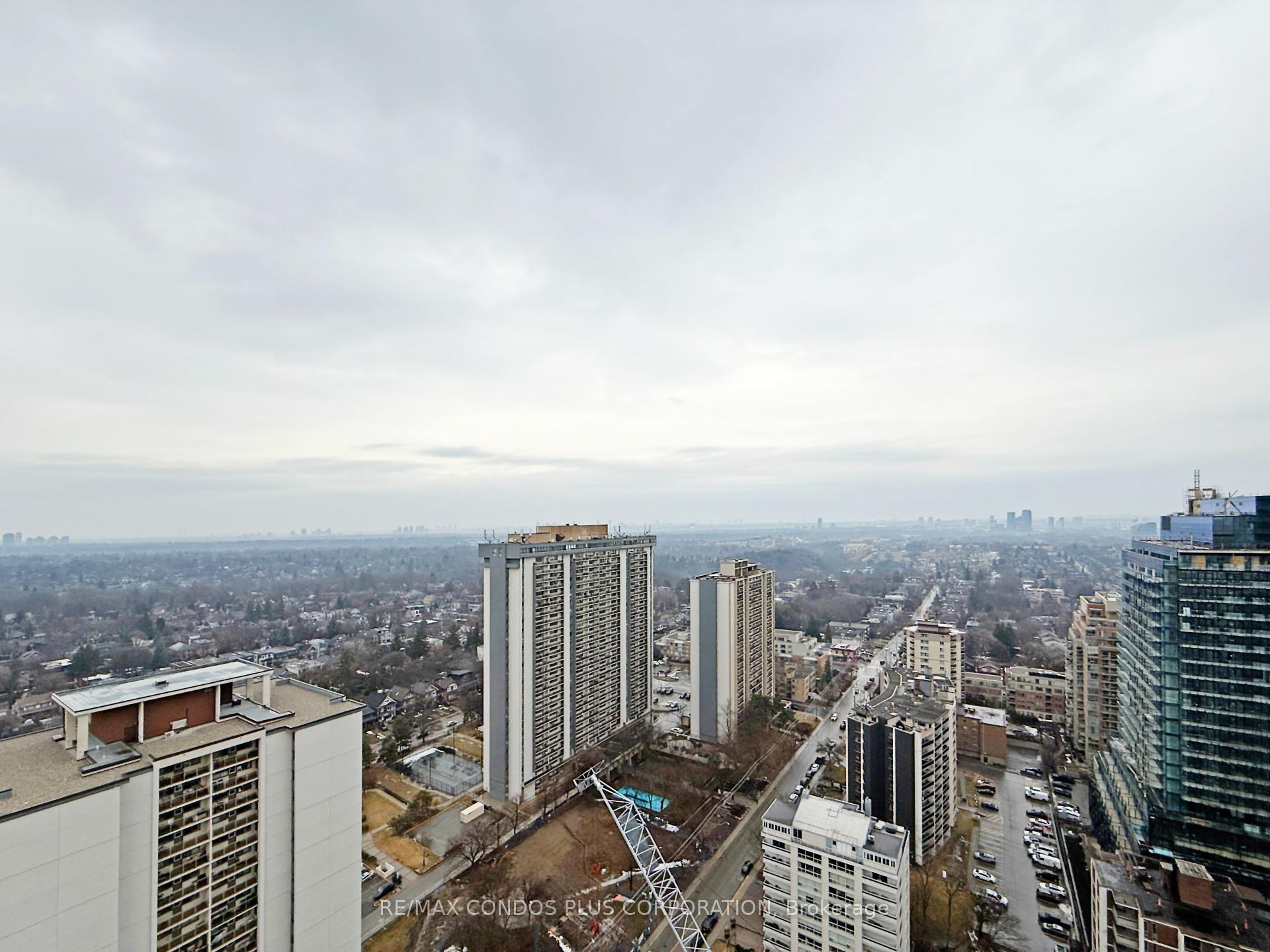 2 Bedrooms Condo at 101 Erskine,  Toronto For sale