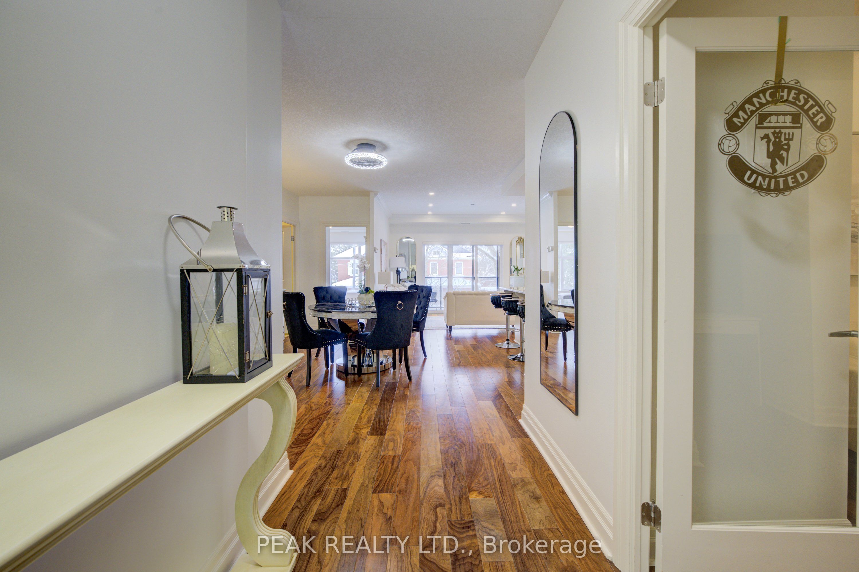 255 John Street N, #213