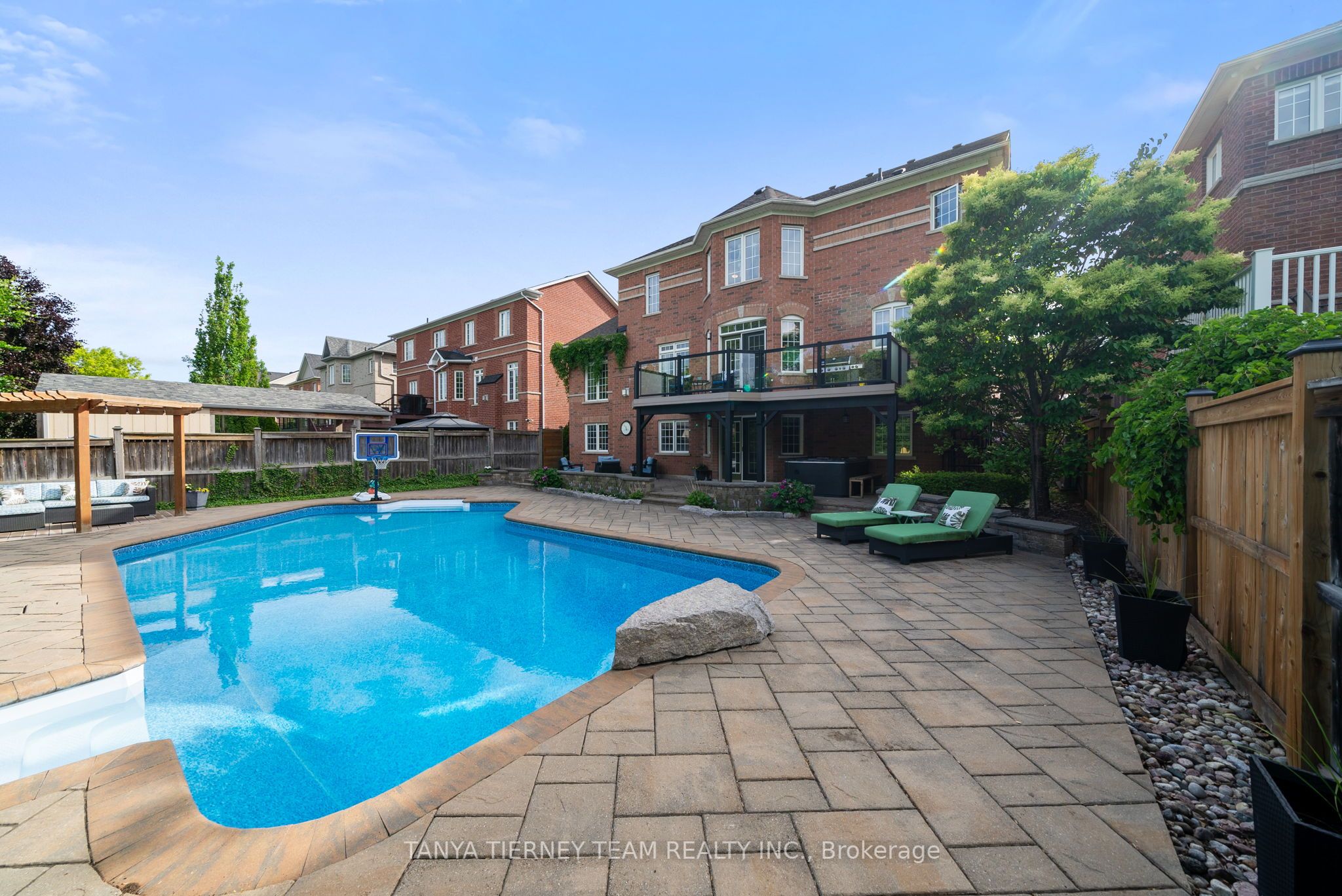 11 Covington Drive