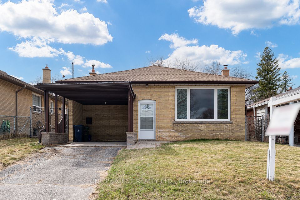 600 McCowan
