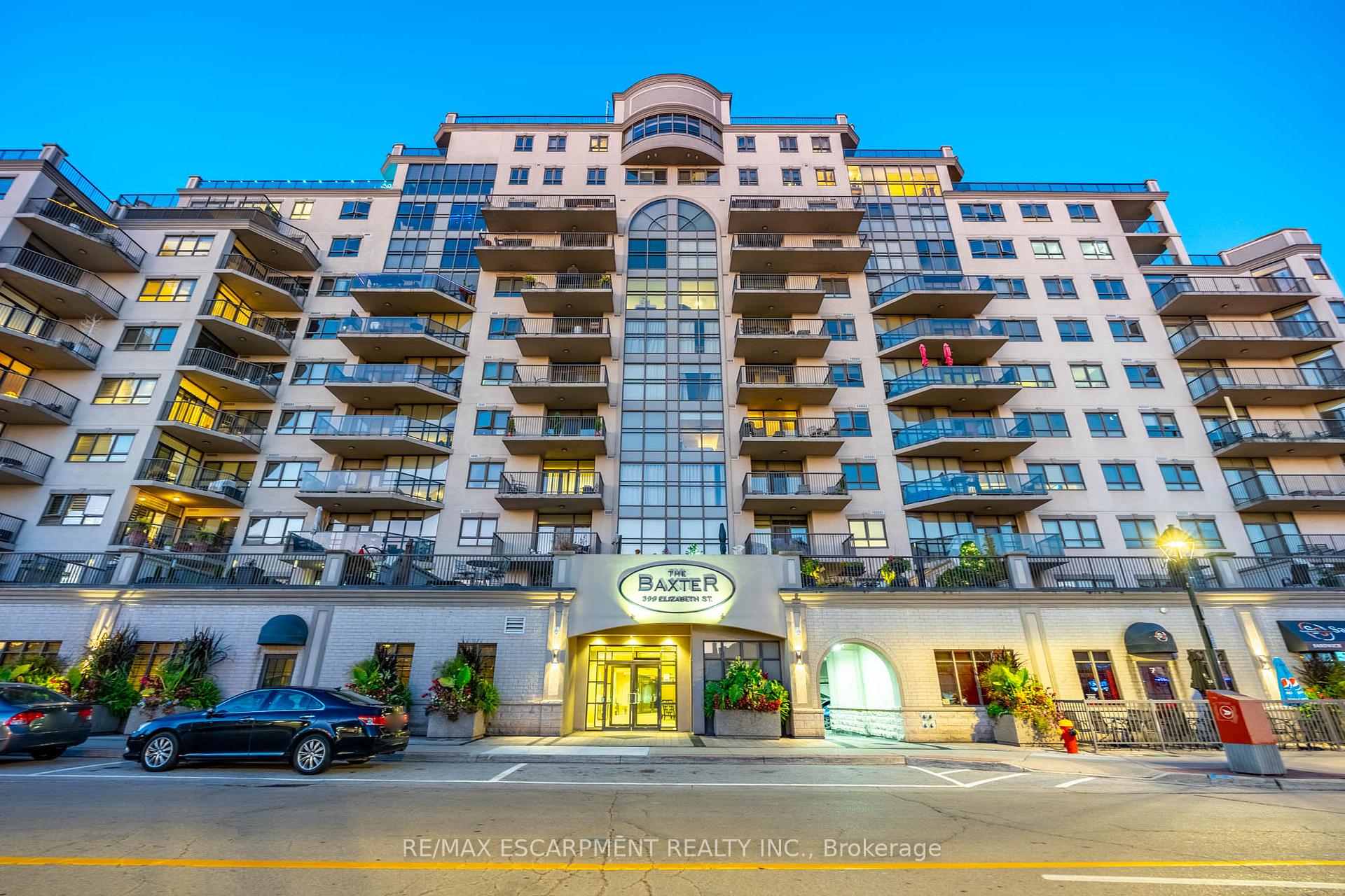 2 Bedrooms Condo at 399 Elizabeth, Burlington For sale