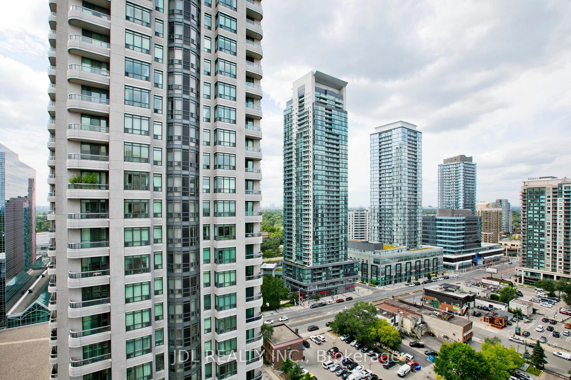 2 Bedrooms Condo at 35 EMPRESS, Toronto For sale