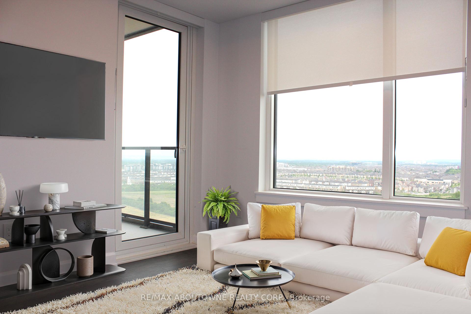 2 Bedrooms Condo at 3220 William Coltson, Oakville For sale